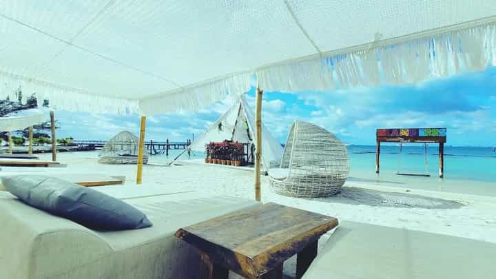 10-amazona-beach-club-isla-mujeres