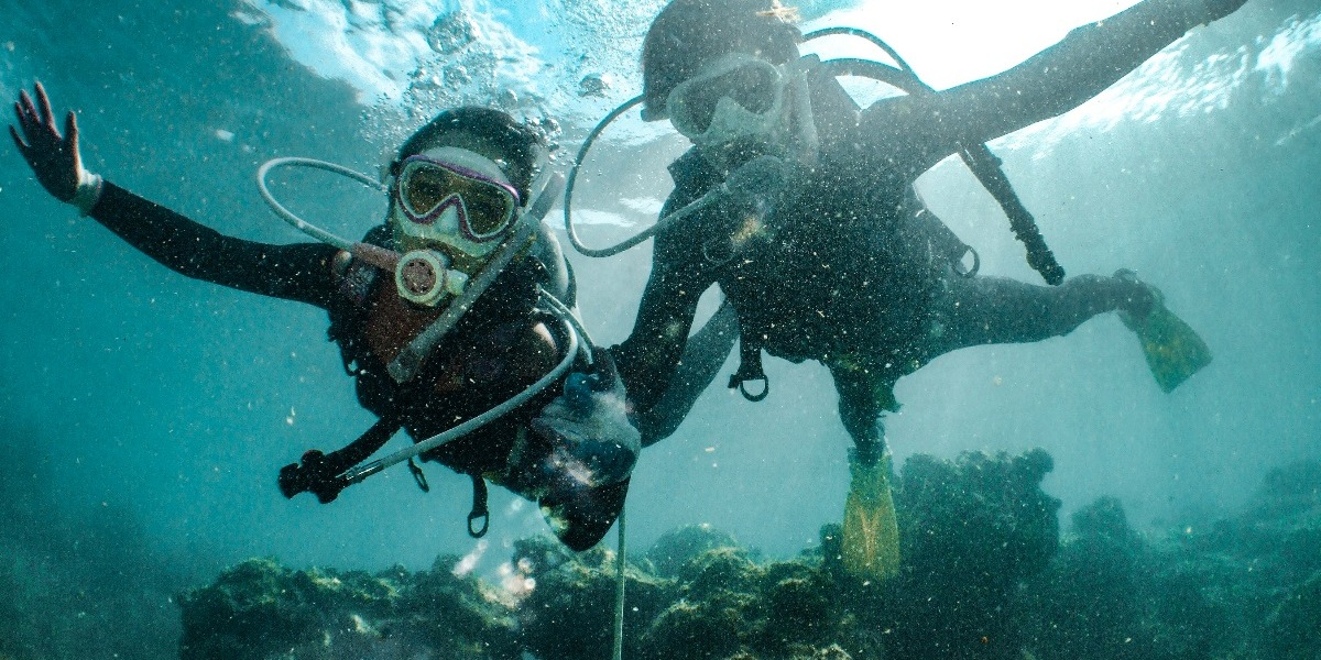 Scuba in reef in Cancun
