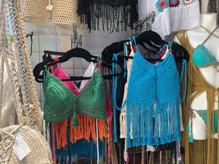 Crop tops y trajes de baño tejidos en Isla Mujeres