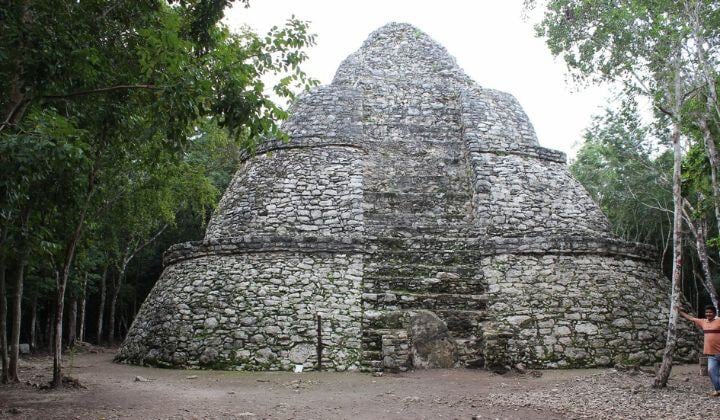 Cobá