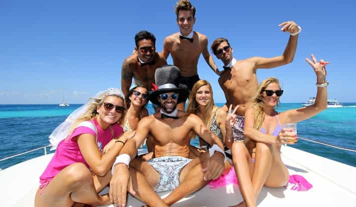 cancun bachelorette party in catamaran - isla mujeres - 15-1