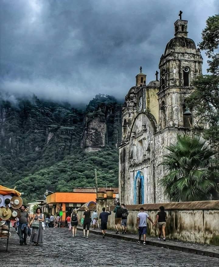 tepoztlan-morelos-mexico